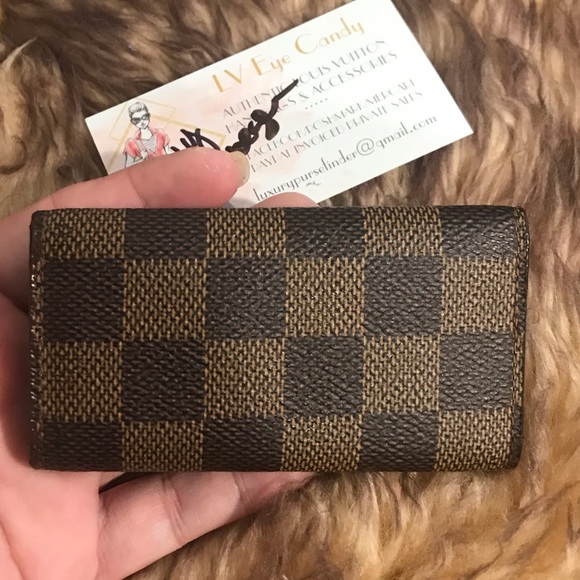 Damier Ebene 4 Key Holder - Picture 2 of 7
